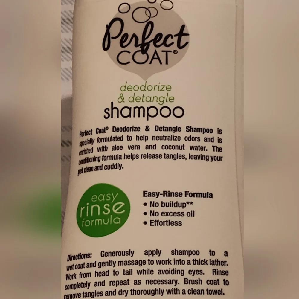 Perfect Coat Deodorize & Detangle Shampoo